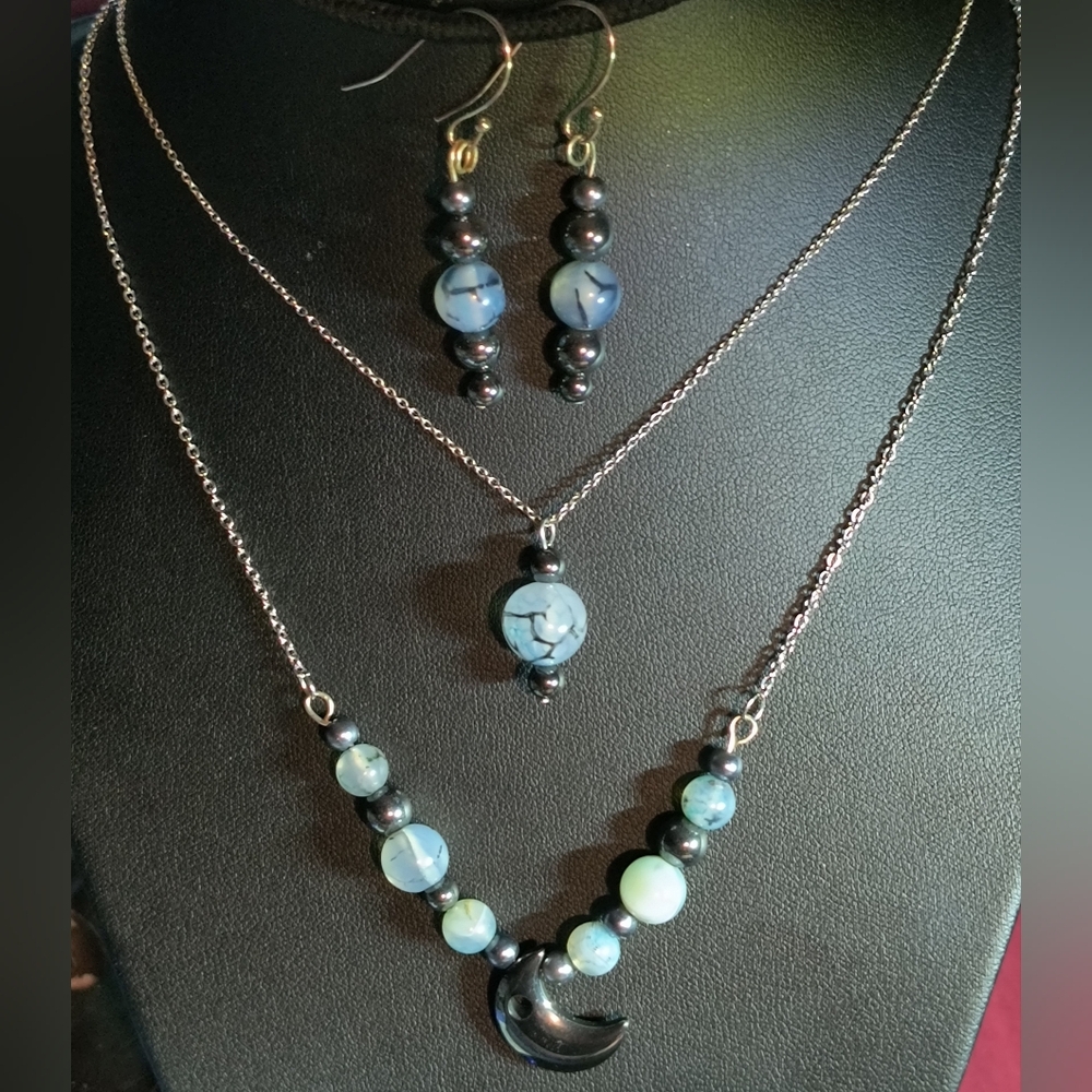 Beautiful Dragons Vien Agate - Hematite, 2 Tier Necklace Set.
